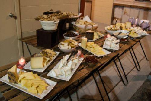 eem cheese table