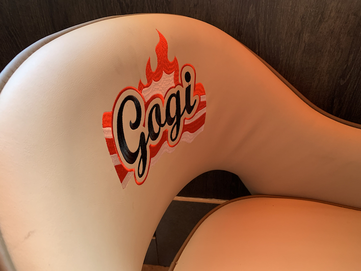 Gogi chair