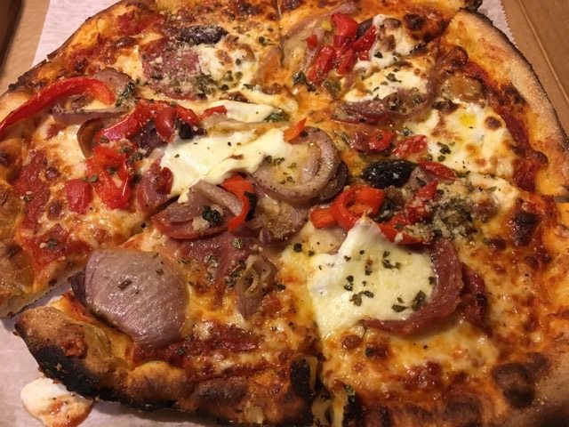Peppinos pizza