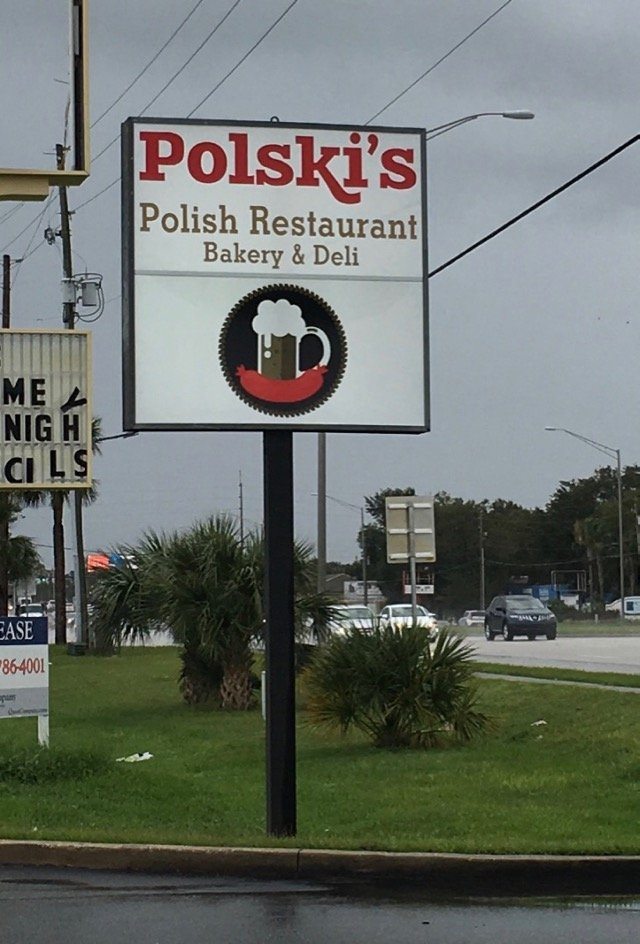 Poolski sign