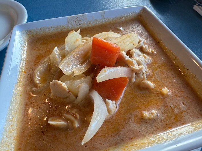 Thai Spoon mussaman chicken